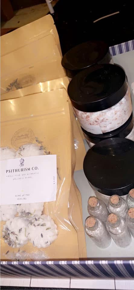 Hollistic Shower Steamers and Bath Bombs